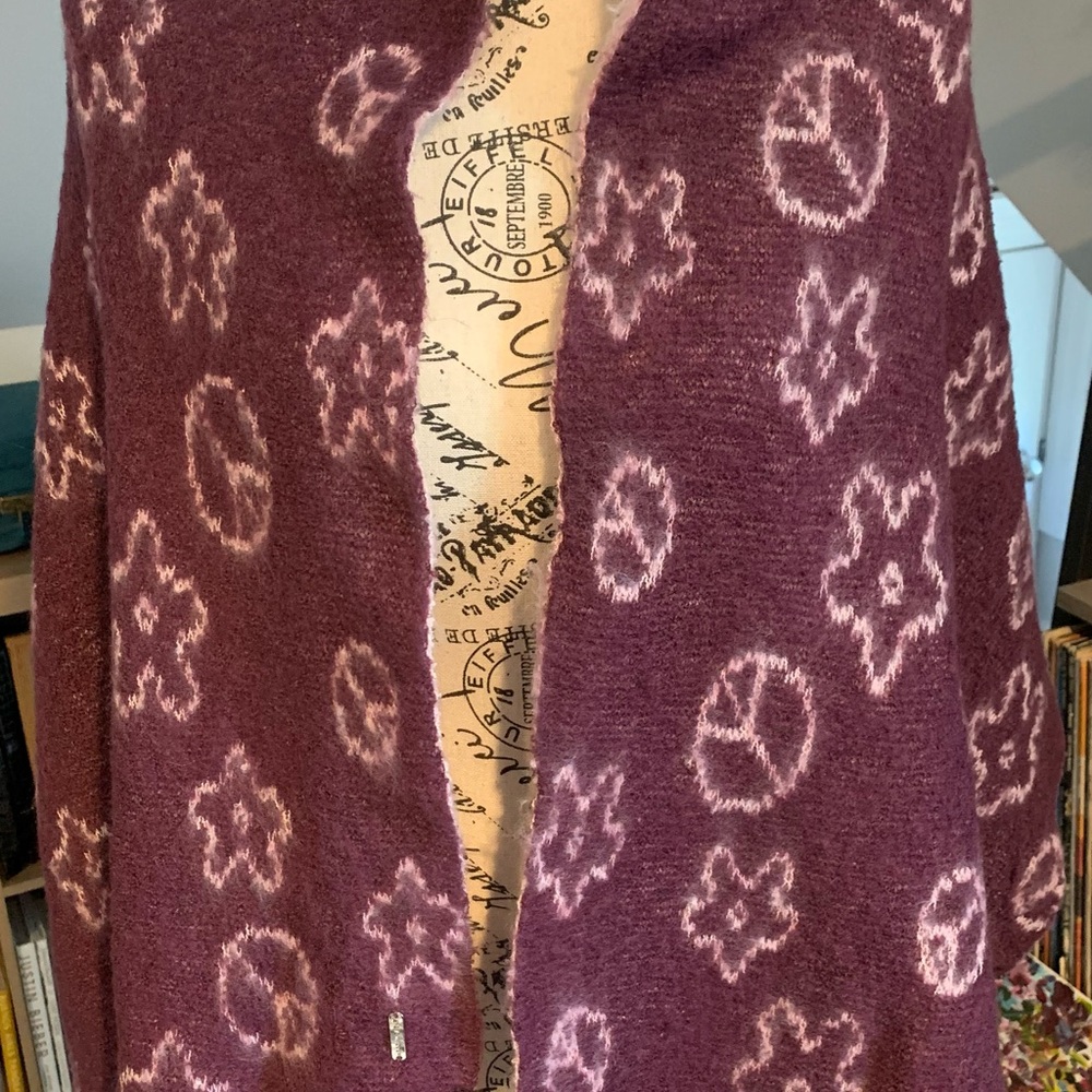 Patterned Women's Wrap/Scarf